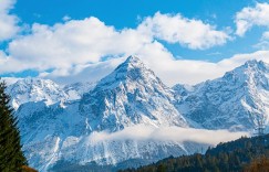 平顶山火车站地址